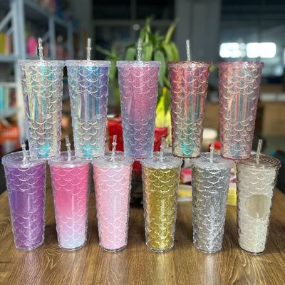 Método de fluxo de água Criativo caneca caneca plástico camada dupla Flash rosa de peixe de escala de copos