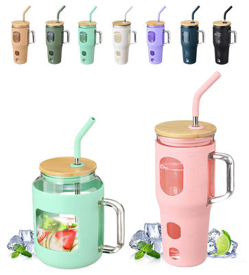 Logotipo personalizado Tumbler de vidro reutilizável 32oz com cabo de tampa de bambu e manga de silicone