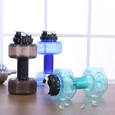 Adultos PETG Eco-friendly 2.6L garrafa de água em forma de haltere para exercícios de fitness esportivo