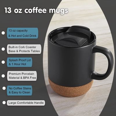 Taça de café grande com alça estilo minimalista isolado fundo de cortiça tampão à prova de salpicos