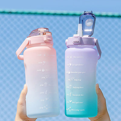 Logotipo personalizado aceitável 64 oz garrafa de água palha removível para fitness e esportes