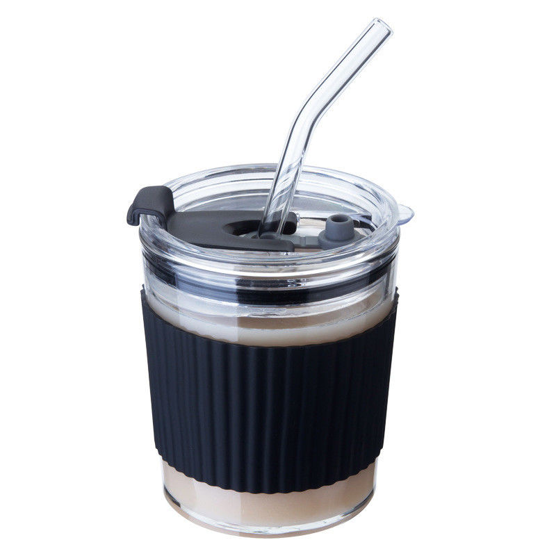 Taças de café portáteis de acompanhamento feminino Garrafa de chá de leite frio com alça e tampa de palha